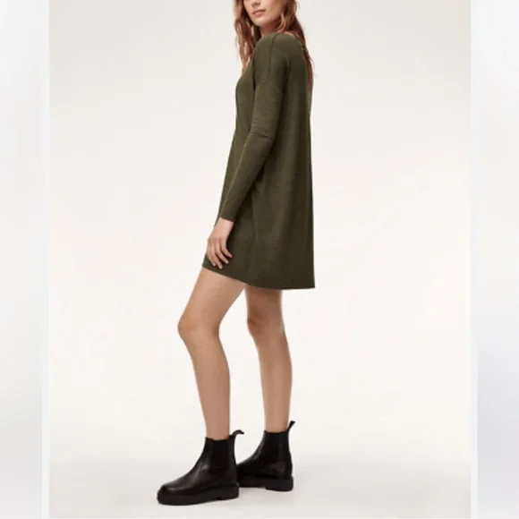 Aritzia Wilfred Free V-neck Long Sleeve Drape Dress with Pockets - Picture 2 of 7